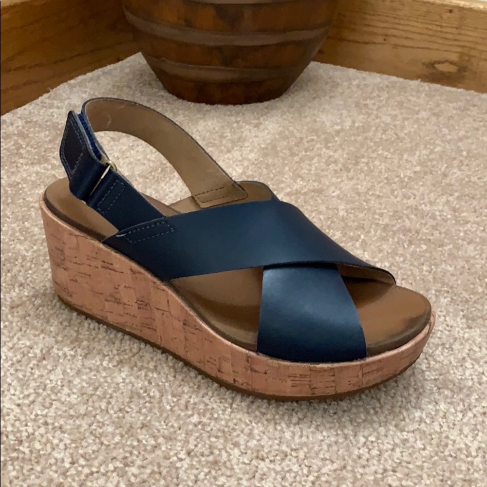Clark’s “soft cushion” shoes. Blue color.